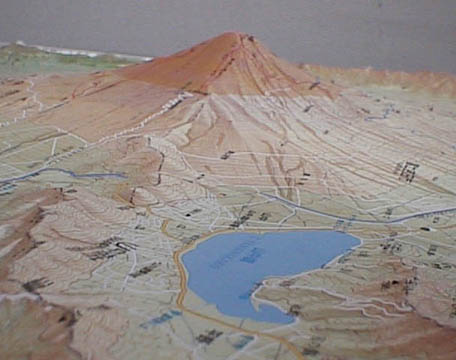 日本の名峰、ビッグマップ富士山の立体地図