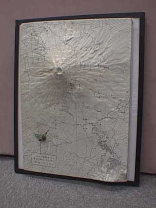 富士山立体地図時計写真
